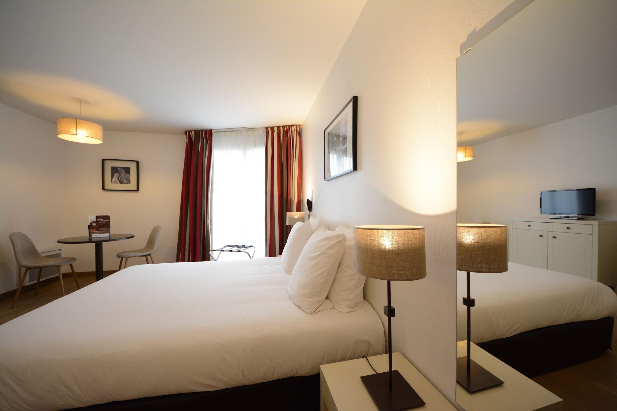 Hotel Cerise Chatou Dış mekan fotoğraf
