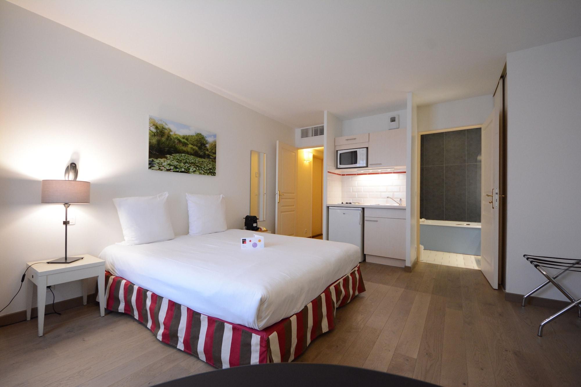 Hotel Cerise Chatou Dış mekan fotoğraf
