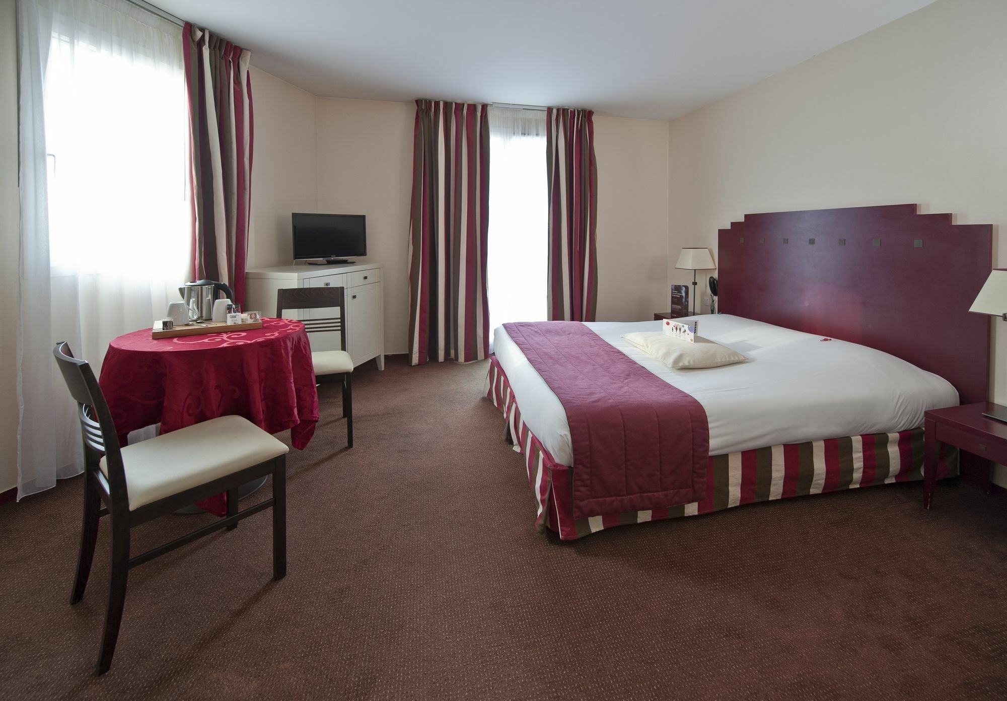 Hotel Cerise Chatou Dış mekan fotoğraf