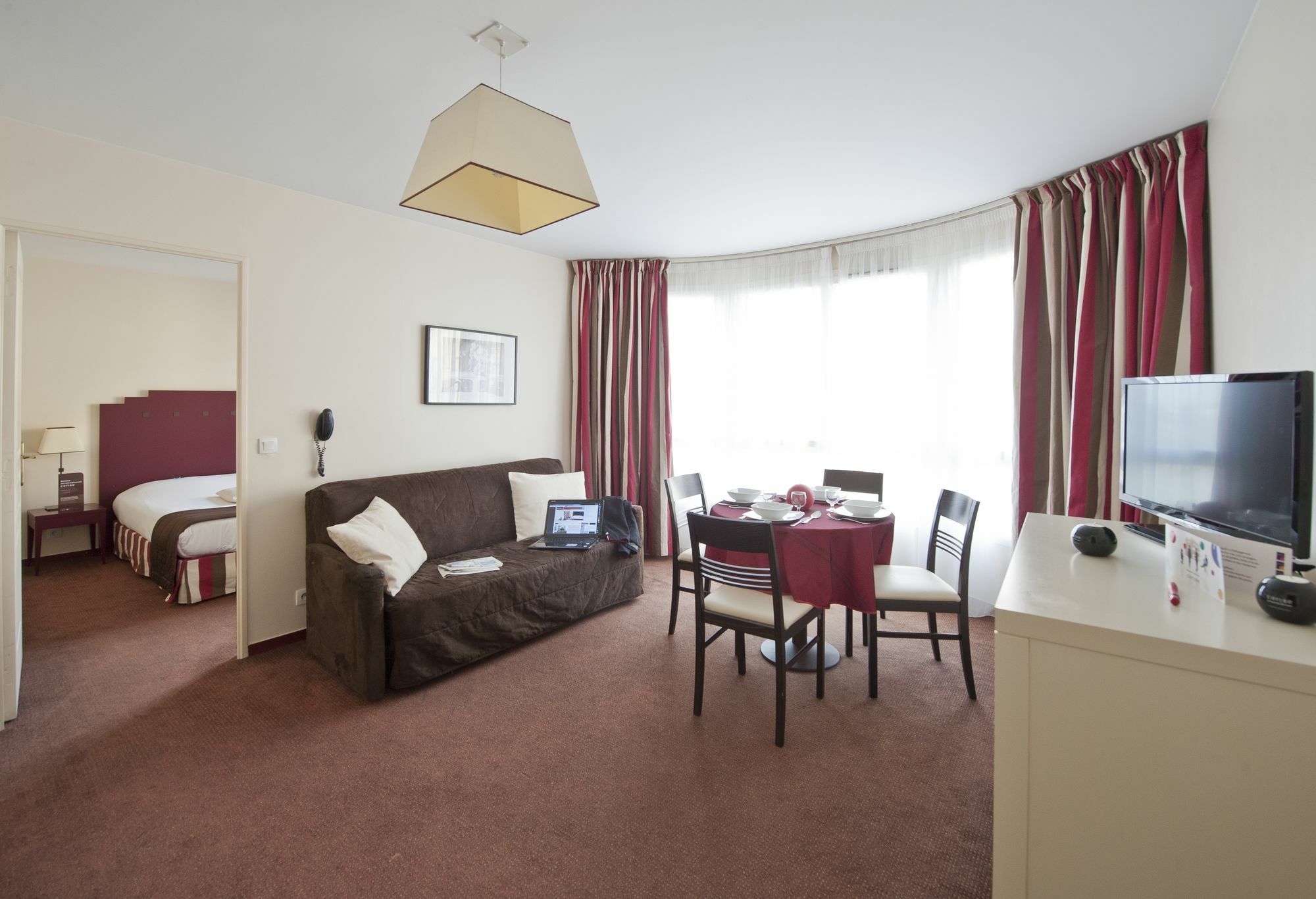 Hotel Cerise Chatou Dış mekan fotoğraf
